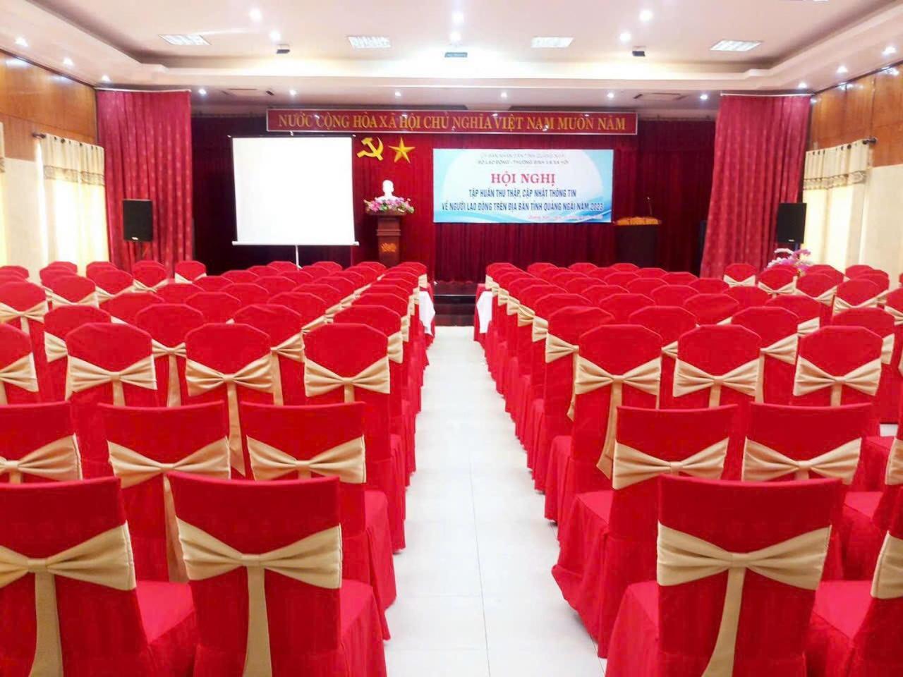 Khach San Hung Vuong Quang Ngai Hotel Exterior foto