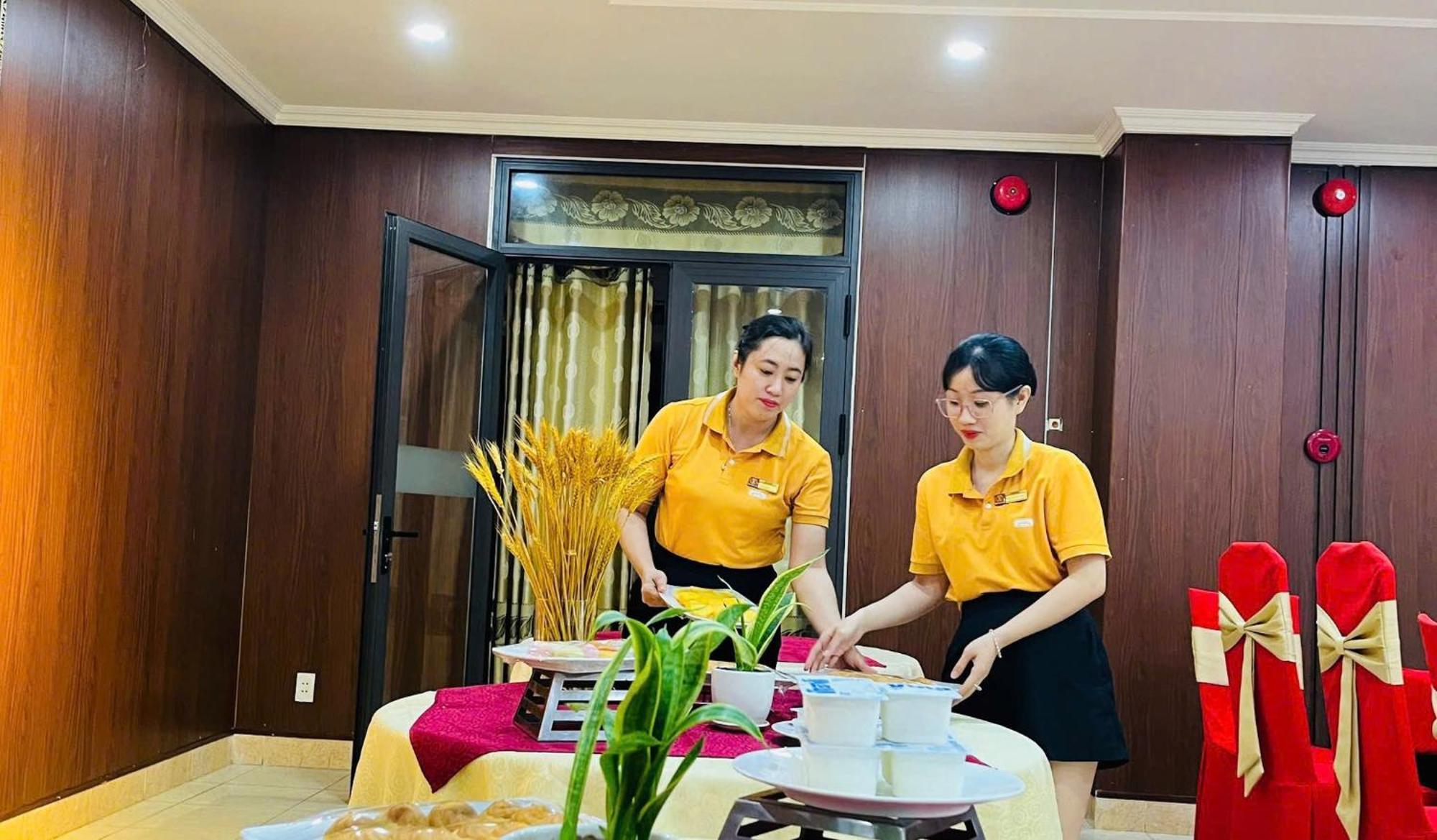 Khach San Hung Vuong Quang Ngai Hotel Exterior foto