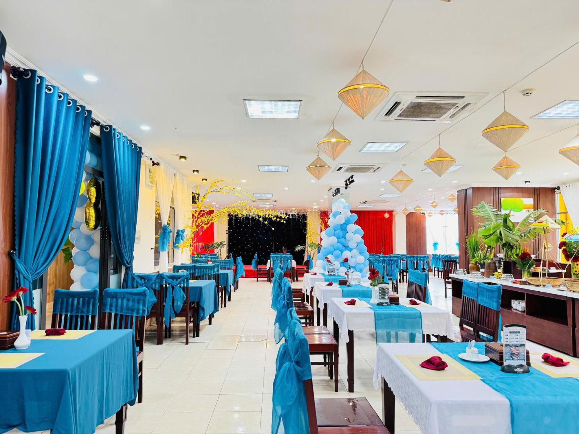 Khach San Hung Vuong Quang Ngai Hotel Exterior foto